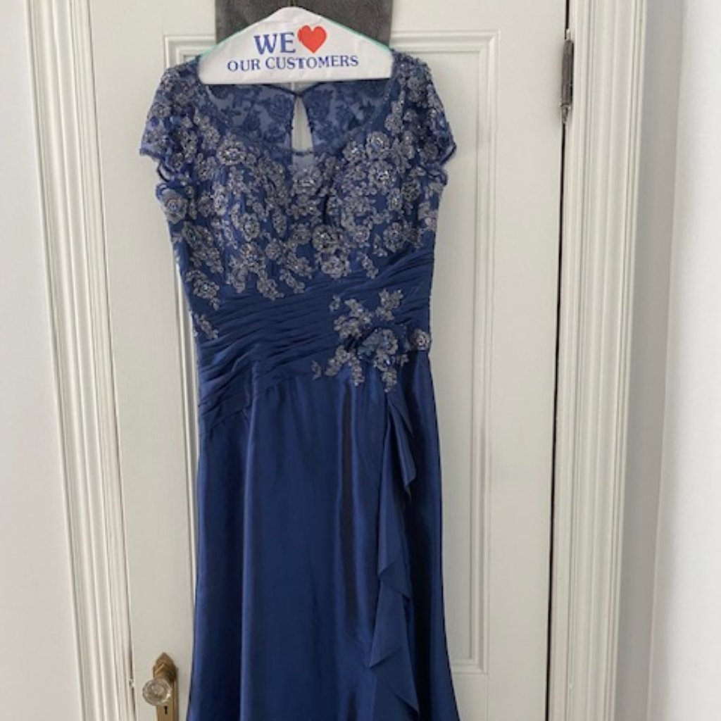 Montage Mother Of The Bride Gown Size 14